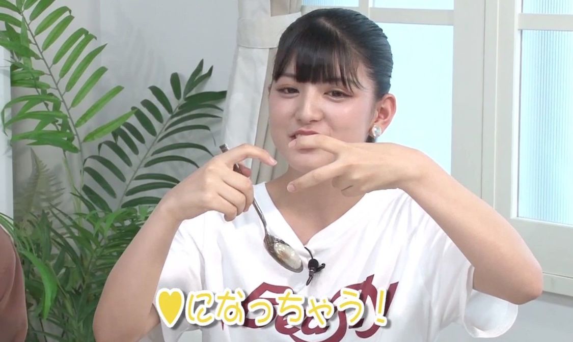 エイベックス・マネジメント学園動画「食欲の秋！特別編」より