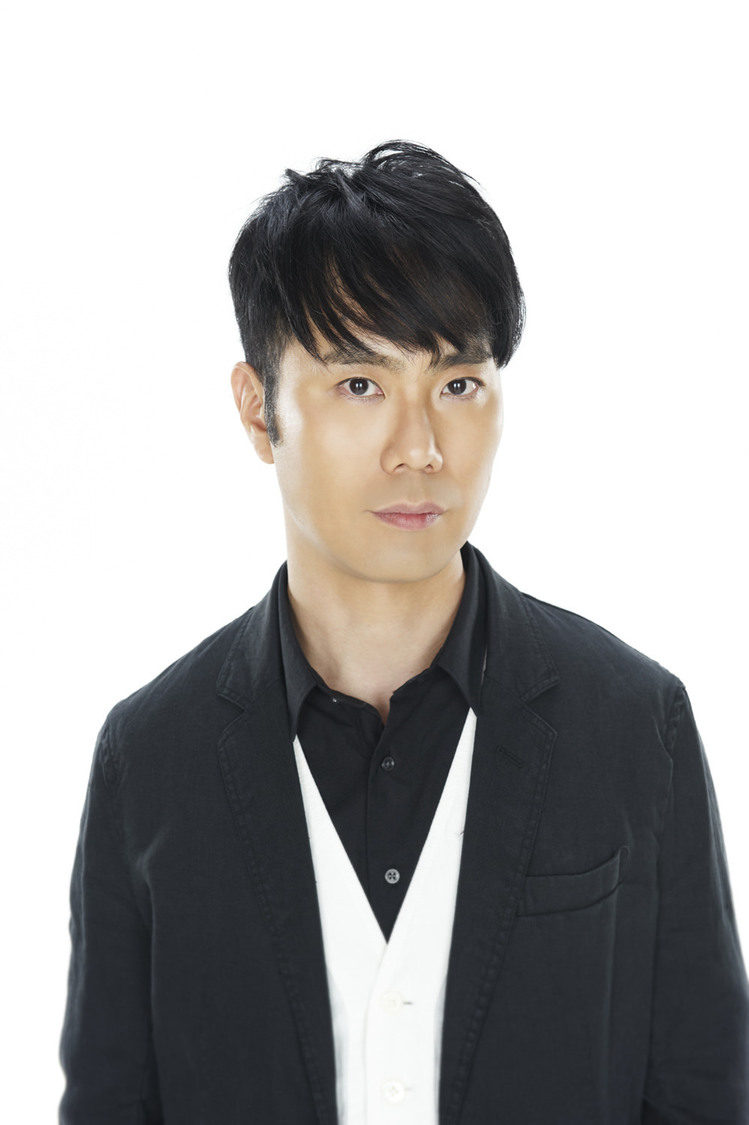 藤井隆（秋月信夫役）