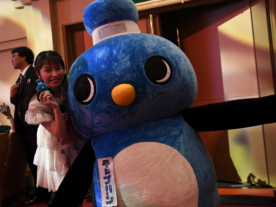 ＜AKB48全国ツアー2019〜サプライズでしあわせお届け！AKB48×アクアクララ〜コンサート＞