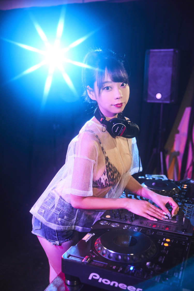 青山ひかる（c）写真 藤城貴則