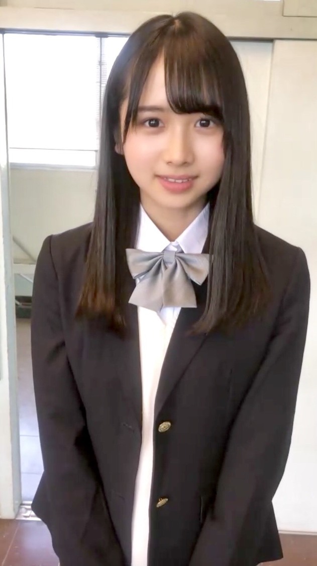 上村ひなの（日向坂46）