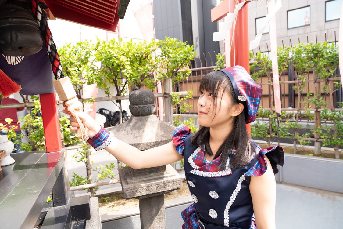 島崎友莉亜（アップアップガールズ（２））｜東京・朝日稲荷神社