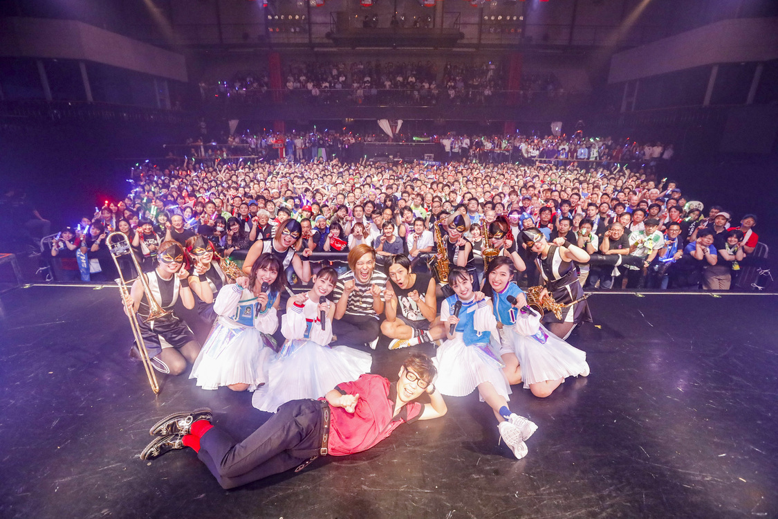 ＜TEAM SHACHI 1stシングル発売記念 プレミアムフリーライブ〜60minutes!! TEAM SHACHI BAND Rocks You Away!〜＞2019年10月4日＠新木場STUDIO COAST