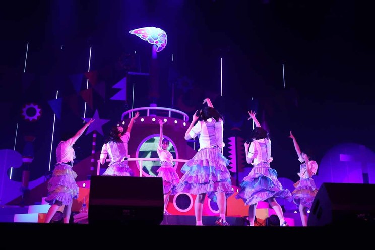 ＜私立恵比寿中学ようこそ秋冬ホールツアー2019 ～世界のみなさんおめでとうアイドルって楽しい～＞｜市川市文化会館 大ホール（2019年10月6日）