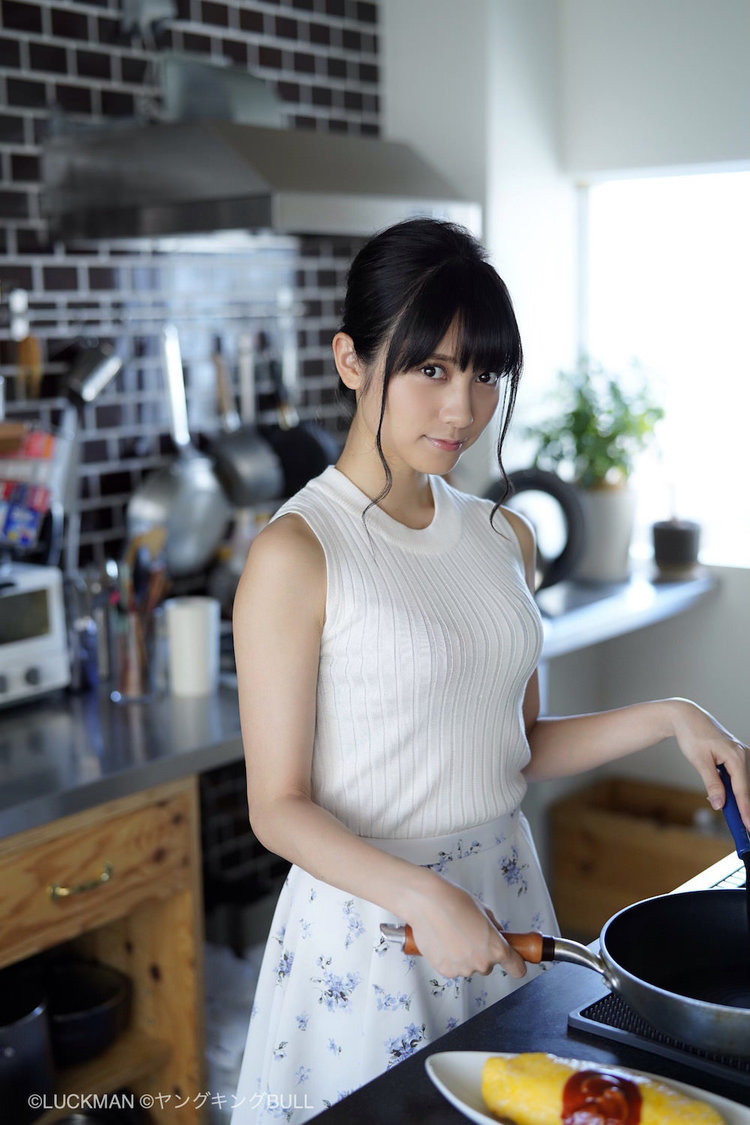 (C)LUCKMAN/ヤングキングBULL