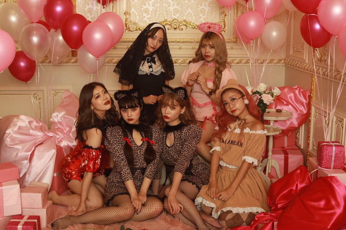 チーフデザイナー林田沙綾を中心に