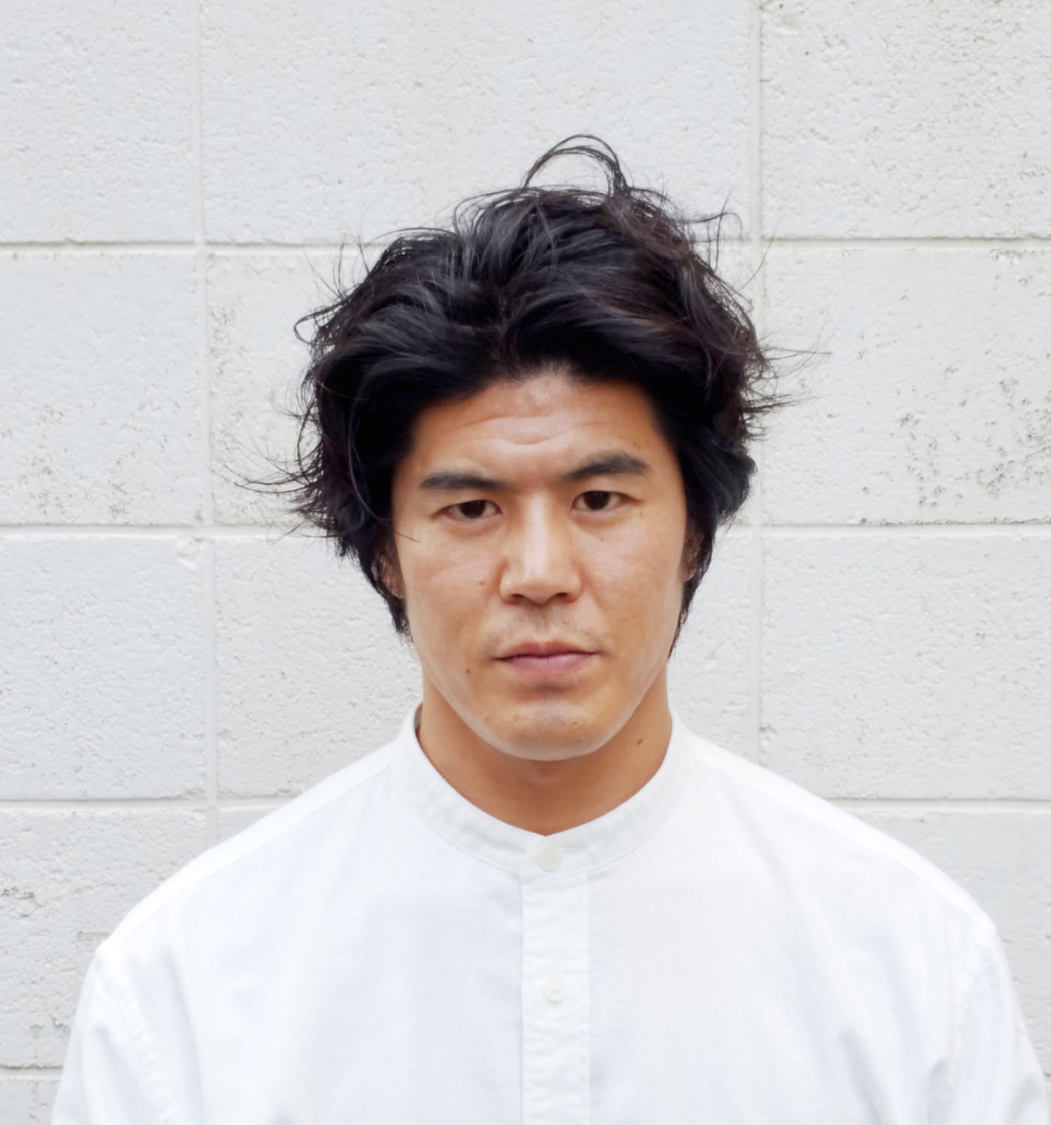 板橋駿谷（先輩役）