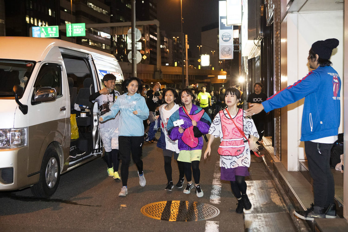 ＜BiS vs CARRY LOOSE対抗駅伝＞