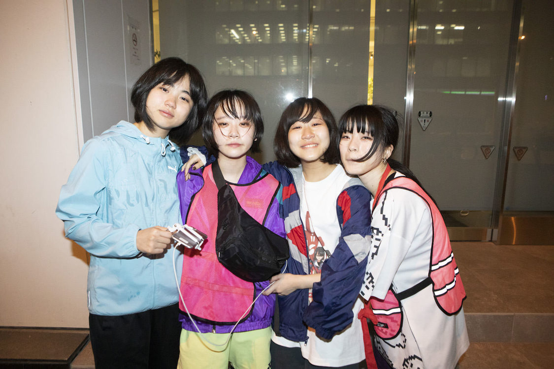 ＜BiS vs CARRY LOOSE対抗駅伝＞