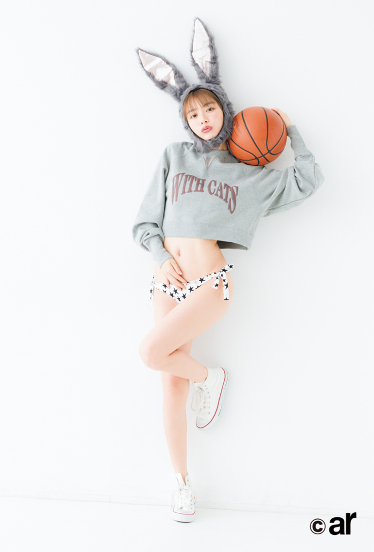 内田理央『ar』12月号より