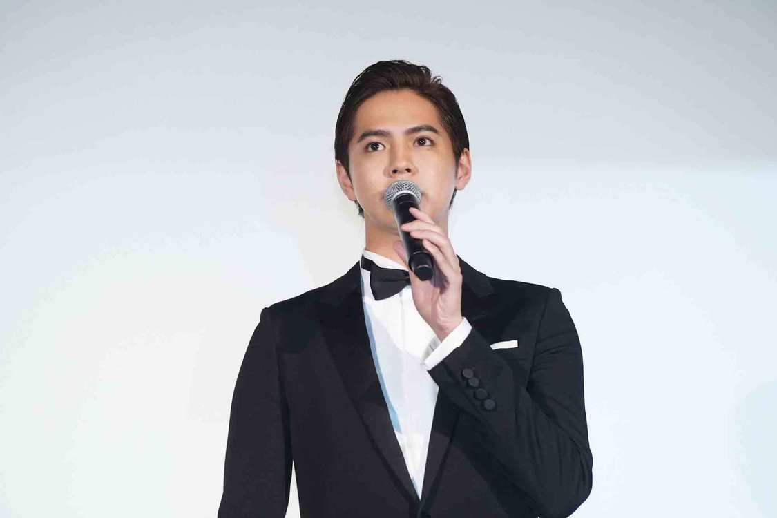 映画『午前0時、キスしに来てよ』完成披露イベント