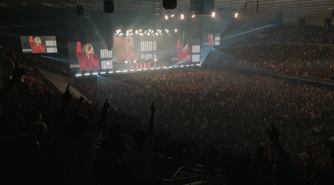 BiSH『And yet BiSH moves.』