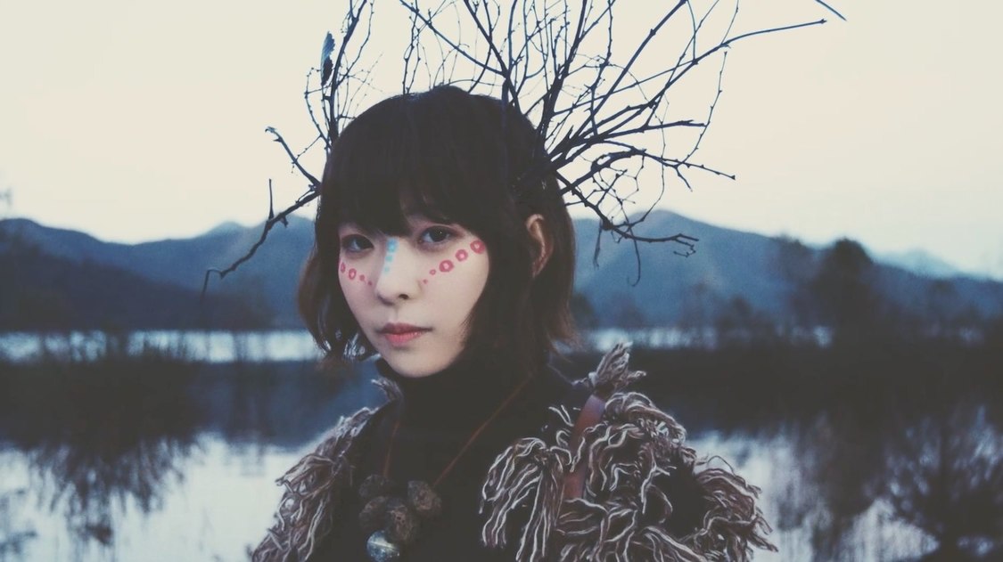 EMPiRE「WE ARE THE WORLD」MVより