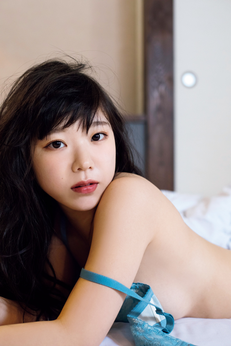 ©二階堂ふみ／小学館・週刊ビッグコミックスピリッツ