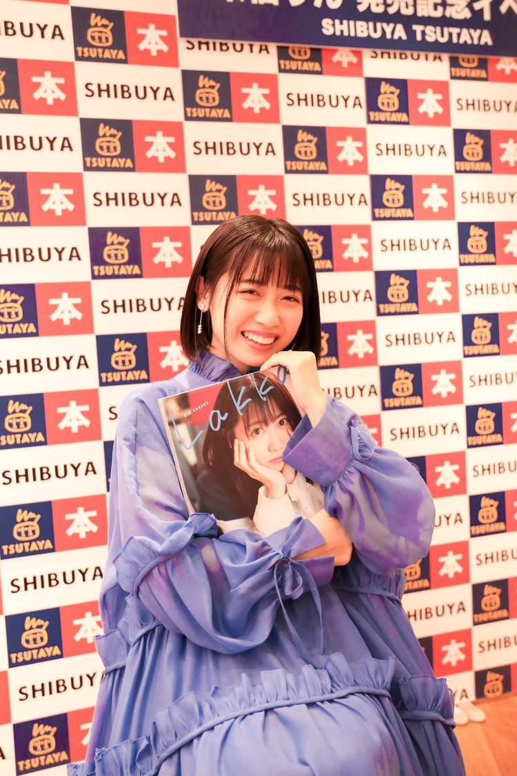 来栖りん（26時のマスカレイド）1st写真集『Lakka』発売記念イベント