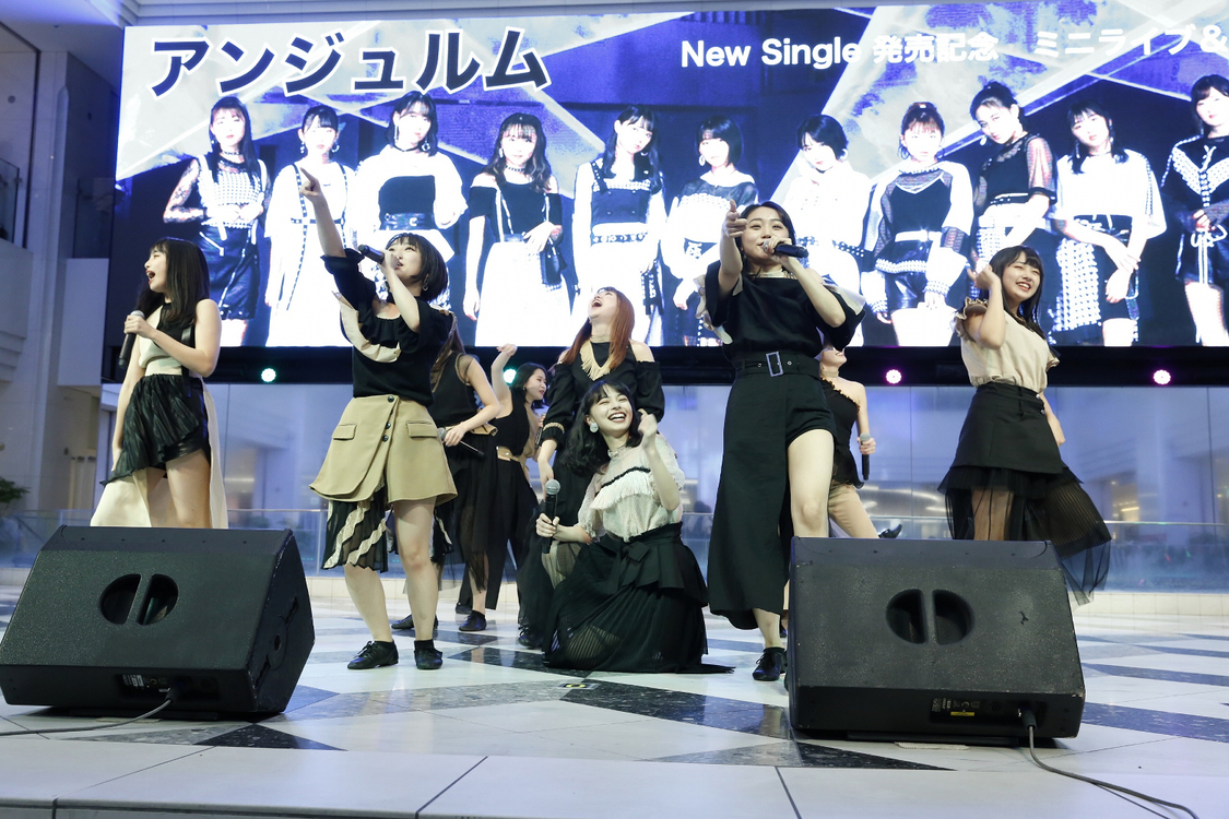 アンジュルム「私を創るのは私/全然起き上がれないSUNDAY」発売記念イベント│2019/11/19 池袋サンシャインシティ 噴水広場