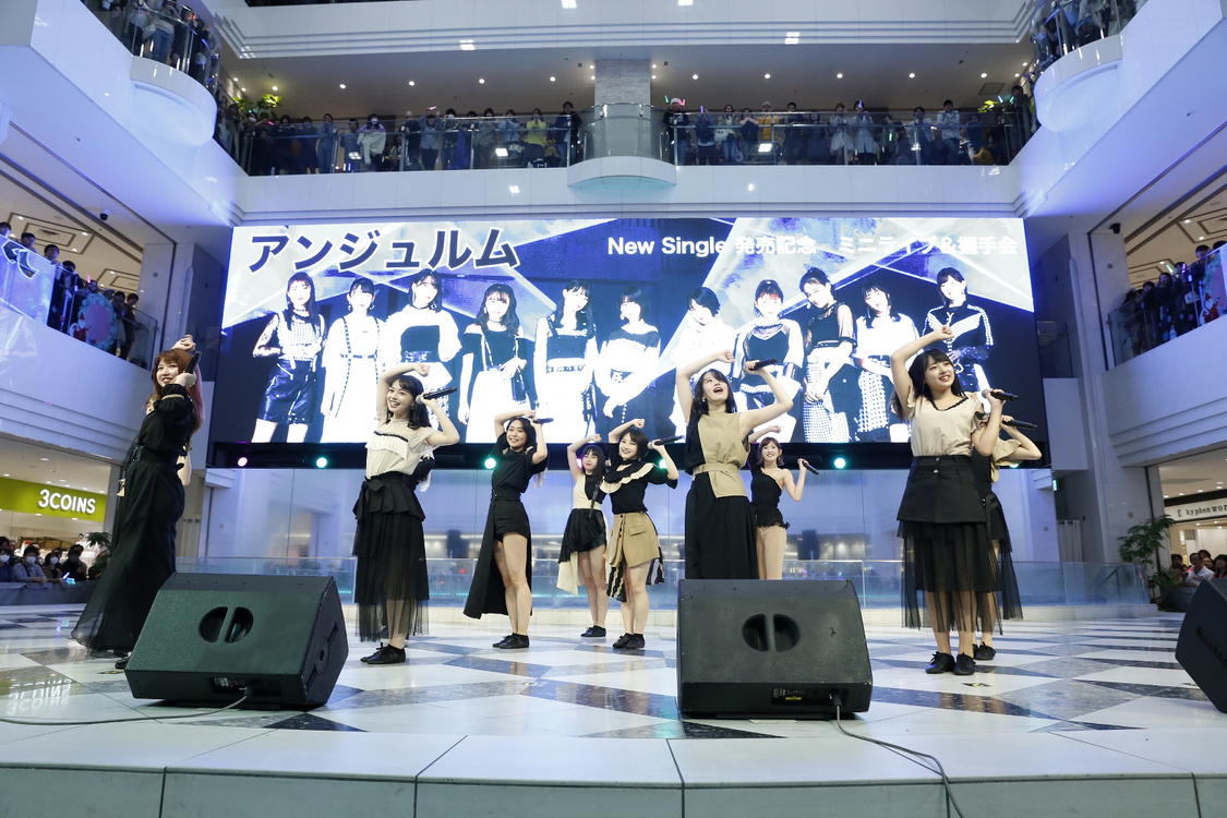 アンジュルム「私を創るのは私/全然起き上がれないSUNDAY」発売記念イベント│2019/11/19 池袋サンシャインシティ 噴水広場