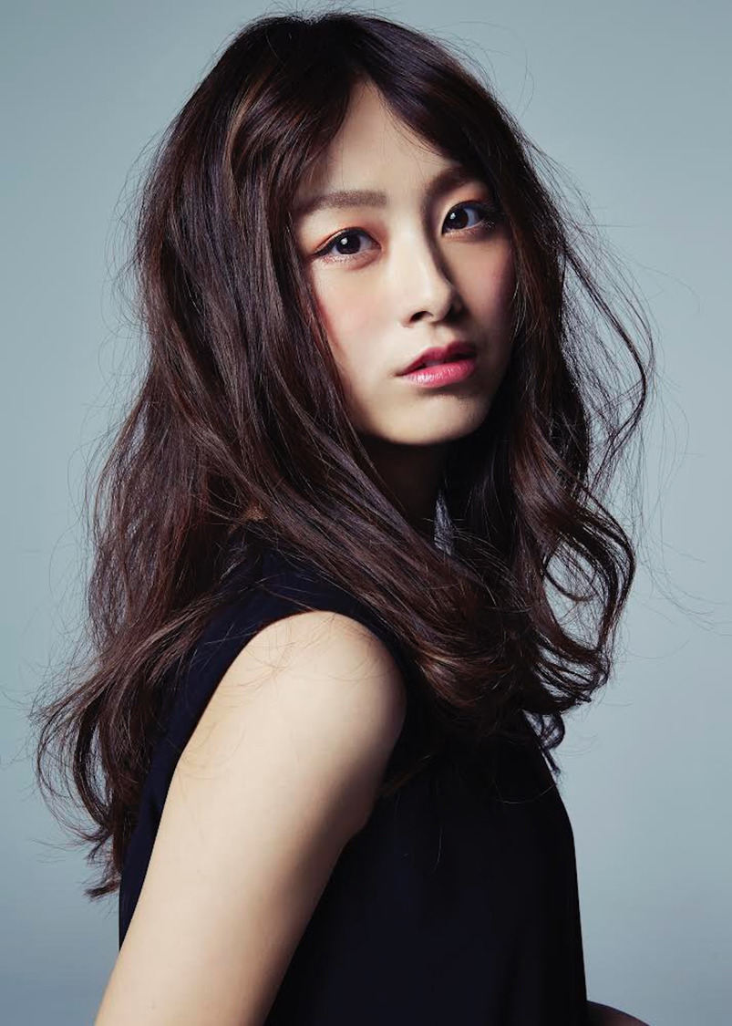 大崎琴音役／荒井レイラ