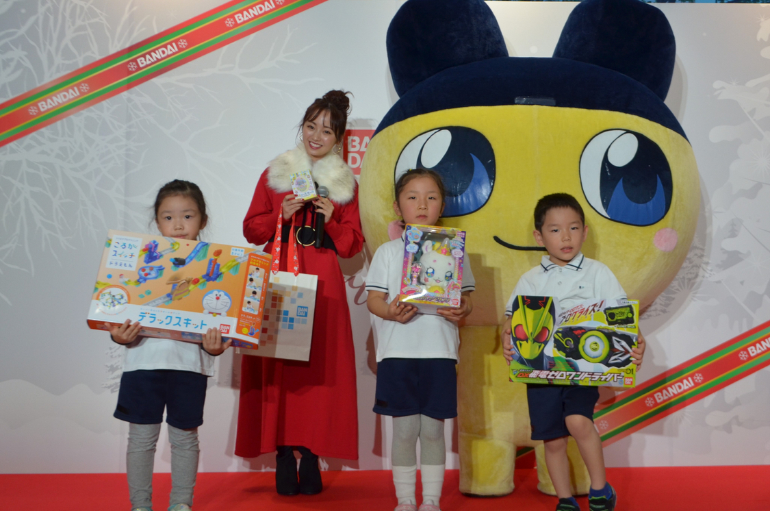 ＜バンダイ　クリスマスセレモニー＞