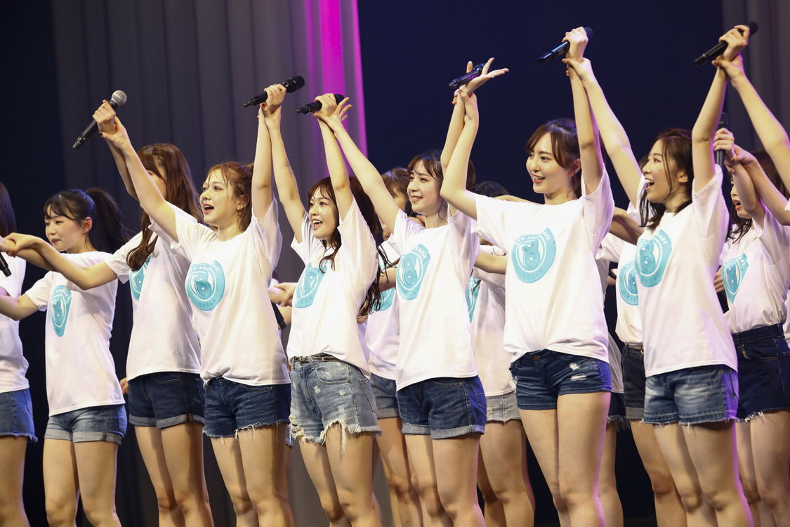 ＜HKT48 8周年前夜祭コンサート＞©AKS