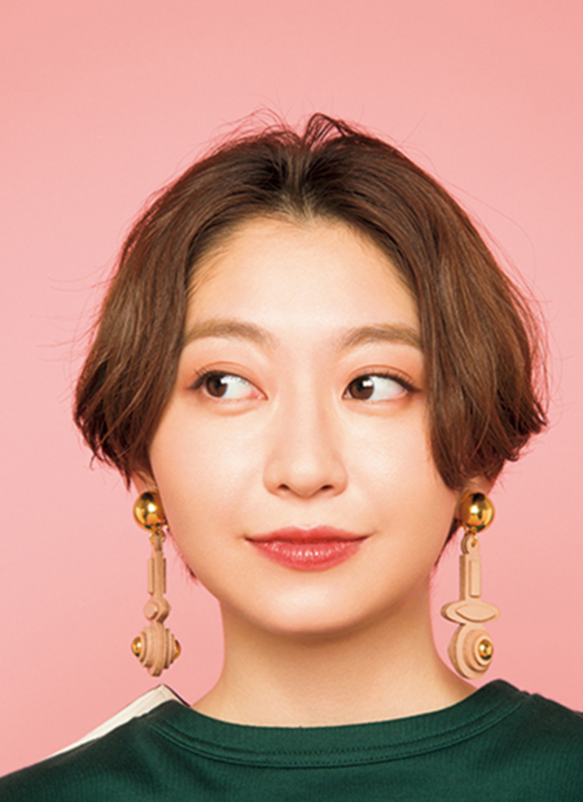 Mamiko（chelmico）／『装苑』 2020年1月号／撮影：小濱晴美