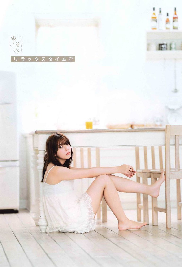 小林由依グラビアトップページ