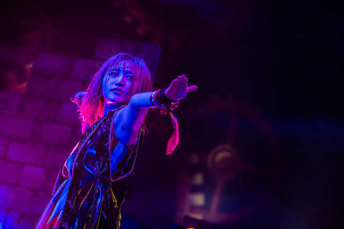 chihiro（I.D.And Fly LooM）＜不条理なパレード＞｜12月2日（月）東京・EX THEATER ROPPONGI