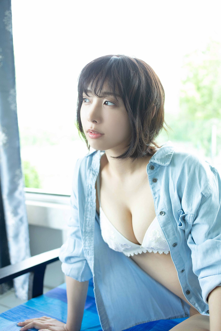 水湊みお　(c)佐賀章広（秋田書店）