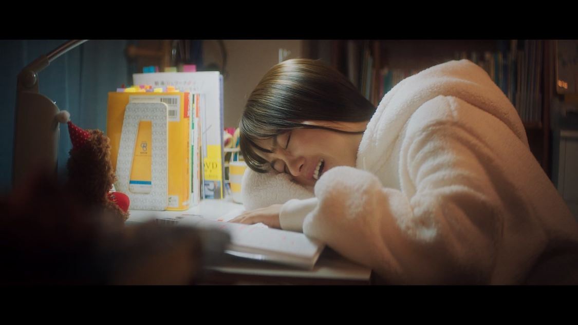 新TVCM料金「カンナとミナミ」篇（60秒）場面写真