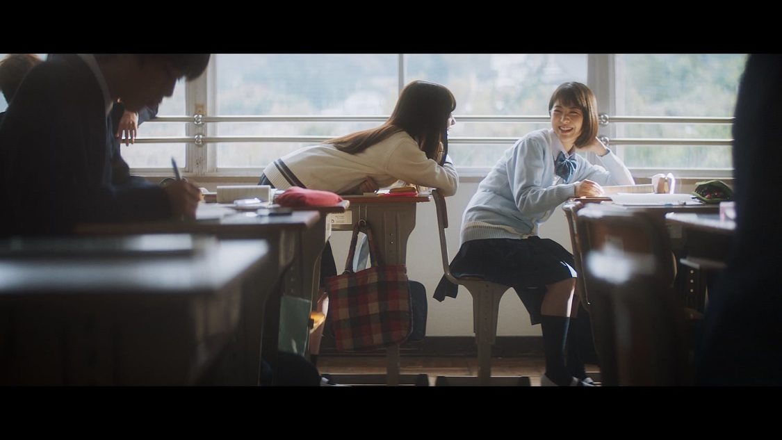 新TVCM料金「カンナとミナミ」篇（60秒）場面写真