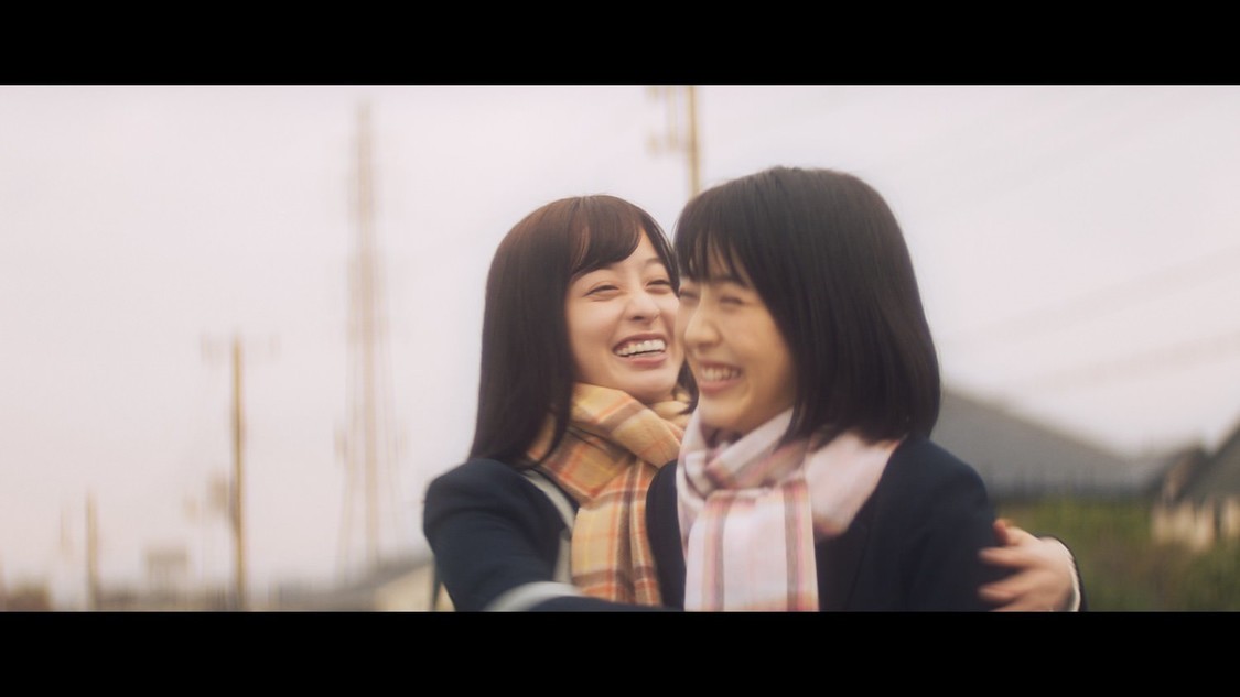 新TVCM料金「カンナとミナミ」篇（60秒）場面写真