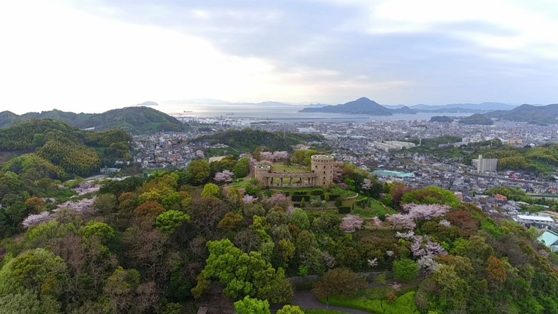 たけやま3.5出演「そっと開いてみた。私の卒業アルバム」篇