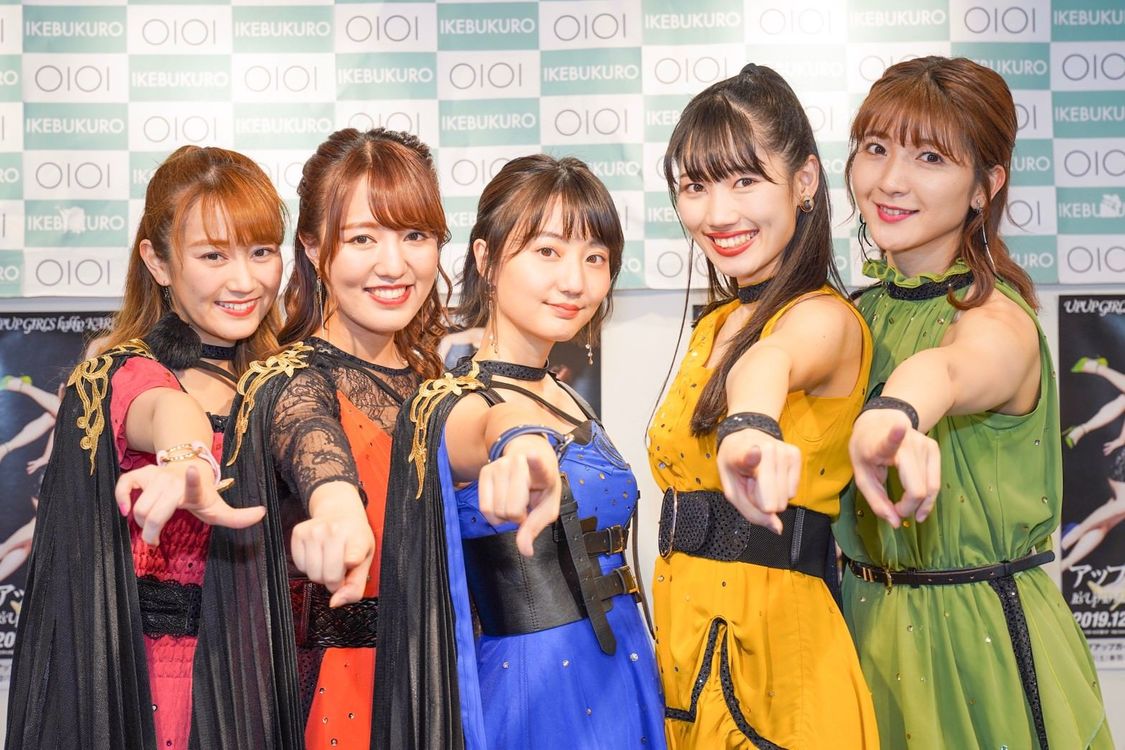＜「It’s Up To You / HAPPY NAKED!! / BIG BANG」リリース記念イベント＞池袋マルイ7階イベントスペース（2019年12月15日）
