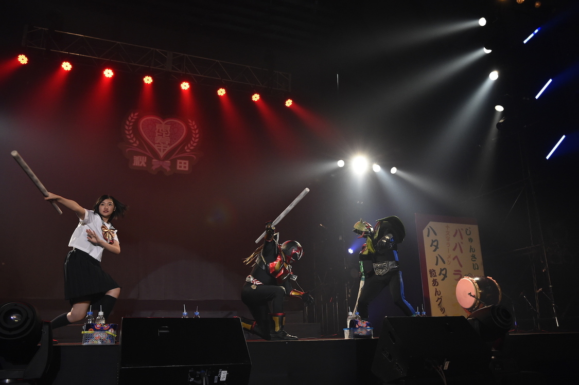 ＜私立恵比寿中学秋田分校～この町と人と学芸会が好きだから～＞より