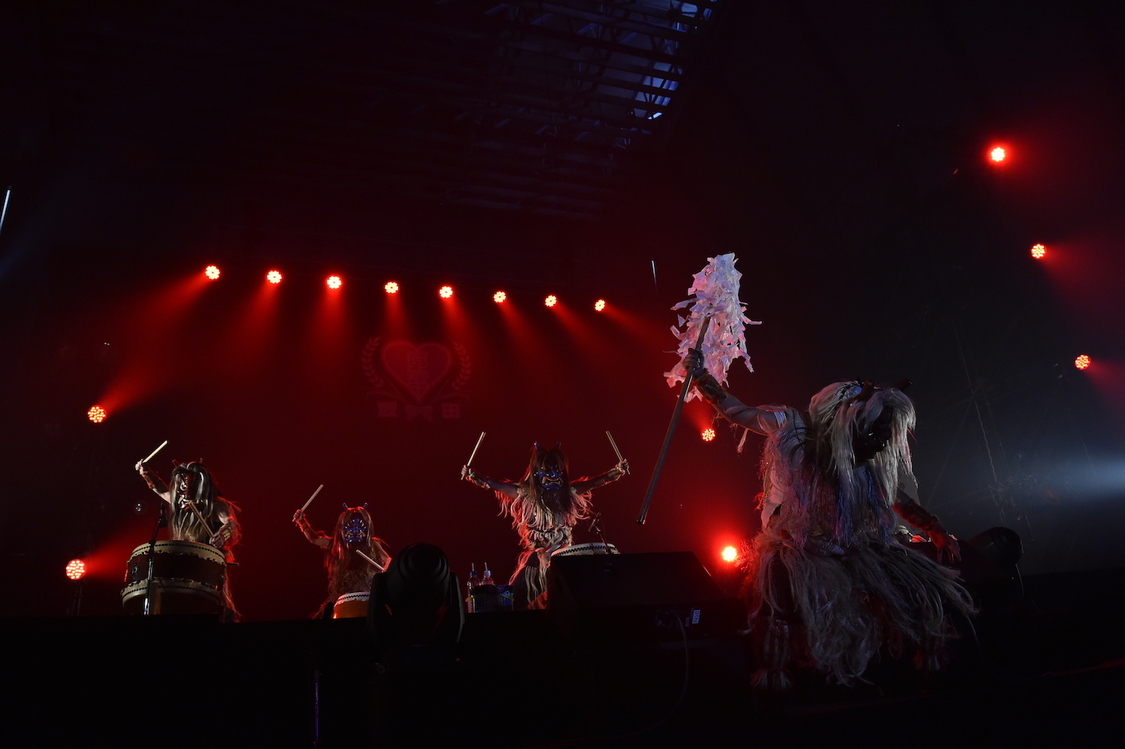 ＜私立恵比寿中学秋田分校～この町と人と学芸会が好きだから～＞より