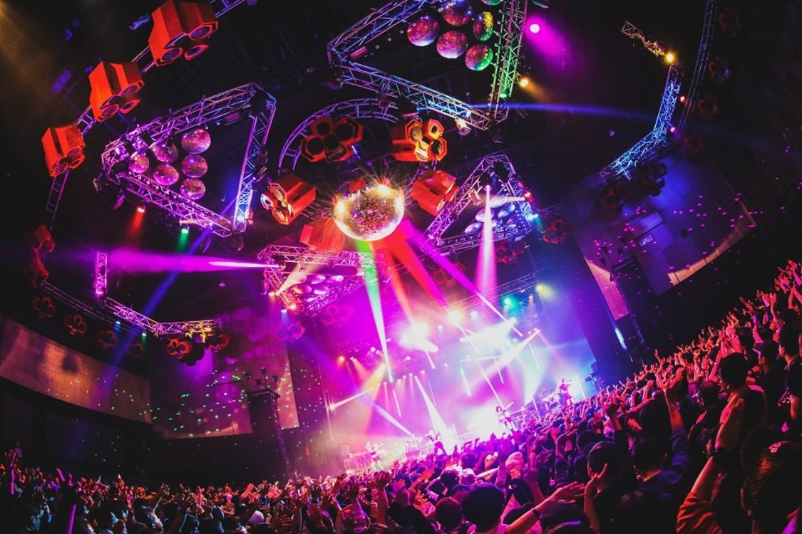 ＜Glamorous 4 Tour＞新木場STUDIO COAST（2019年12月17日）