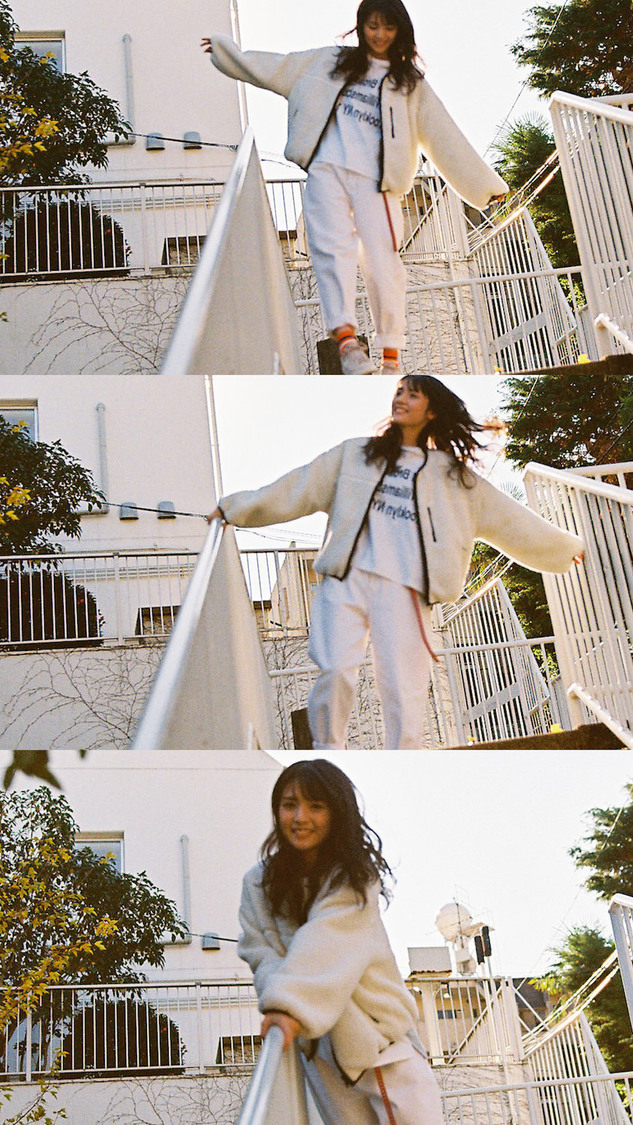 少しボーイッシュな格好｜道重さゆみ「いいスマホは、OCN モバイル ONE。」キャンペーン