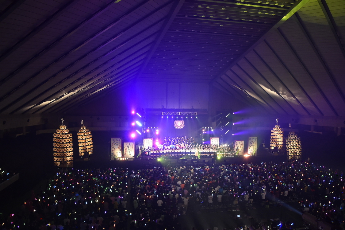 ＜私立恵比寿中学秋田分校～この町と人と学芸会が好きだから～＞より