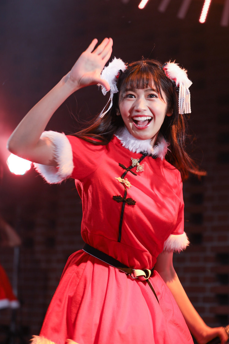 浅野杏奈＜毎日がクリスマス「マジ☆クリ2019〜マジでハッピーなクリスマス！〜」＞横浜赤レンガ倉庫（2019年12月22日）