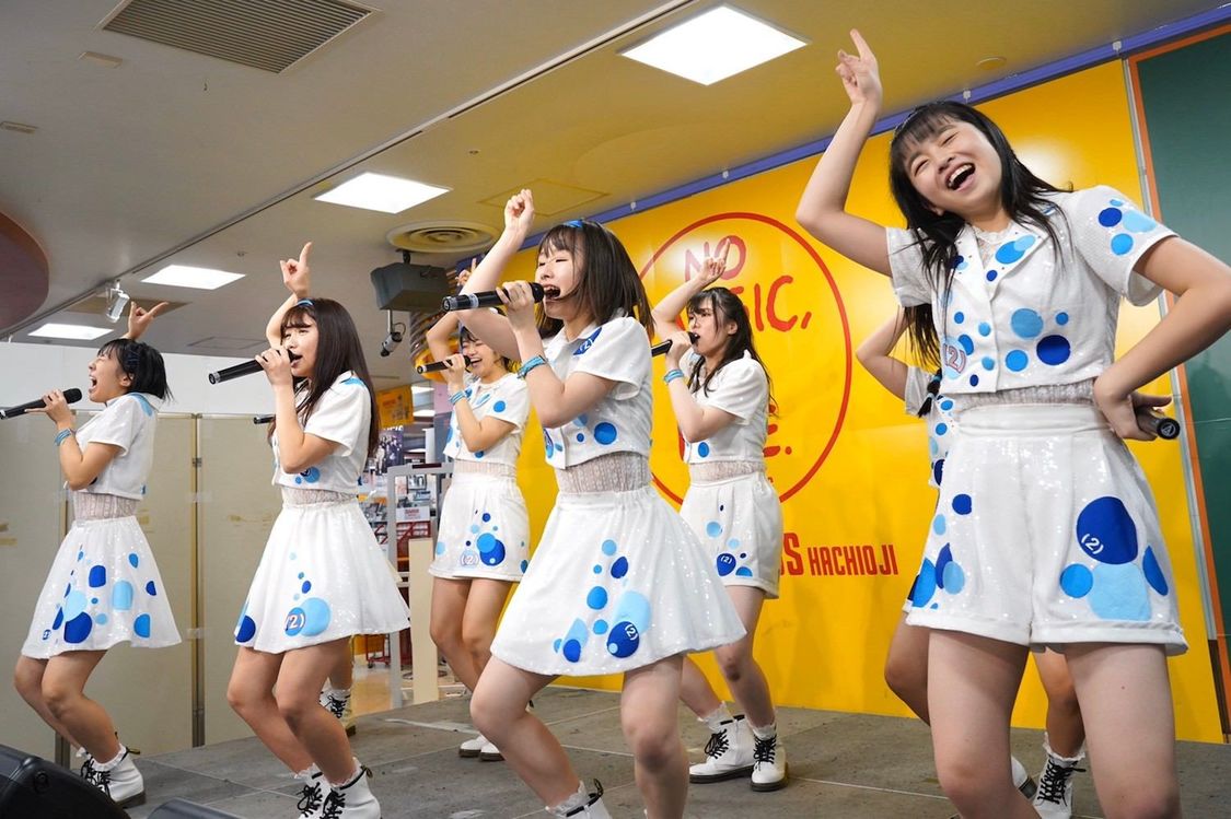 アップアップガールズ（２）＜「世界で一番かわいいアイドル/し・て・る・も・ん」リリースイベント＞タワーレコード八王子店（2019年12月22日）