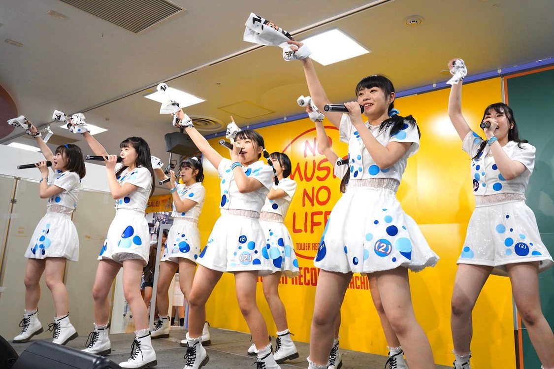 アップアップガールズ（２）＜「世界で一番かわいいアイドル/し・て・る・も・ん」リリースイベント＞タワーレコード八王子店（2019年12月22日）