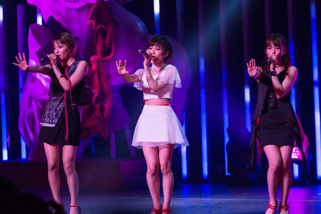 ラストアイドル＜2周年記念クリスマスコンサート＞｜2019年12月25日（水）カルッツかわさき