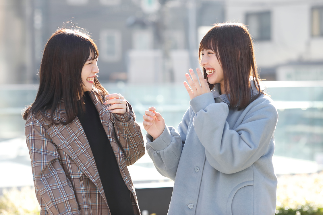 廣川奈々聖（わーすた）、沖口優奈（マジカル・パンチライン）