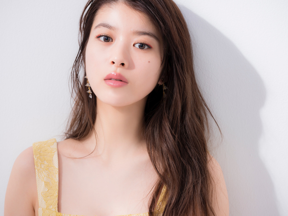 馬場ふみか／撮影：Yuichi Iwaya (vale.)