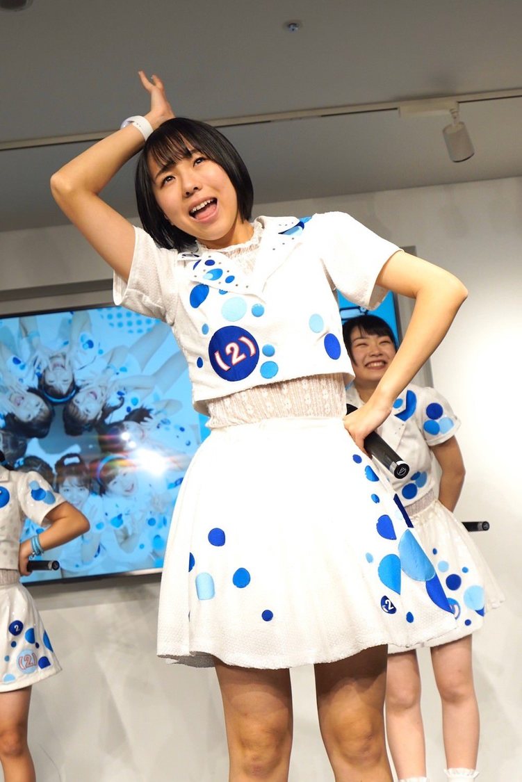 ＜「世界で一番かわいいアイドル/し・て・る・も・ん」リリース記念イベント＞新宿マルイメン8F屋内イベントスペース（2020年1月11日）