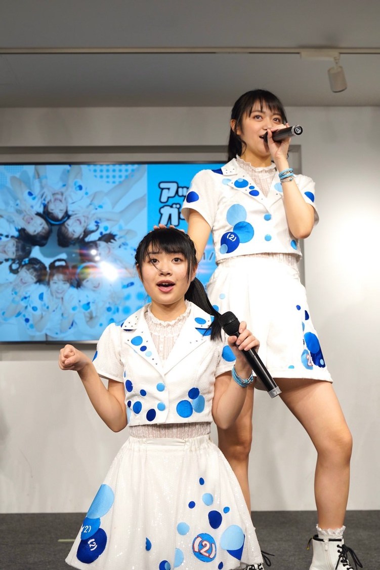 ＜「世界で一番かわいいアイドル/し・て・る・も・ん」リリース記念イベント＞新宿マルイメン8F屋内イベントスペース（2020年1月11日）