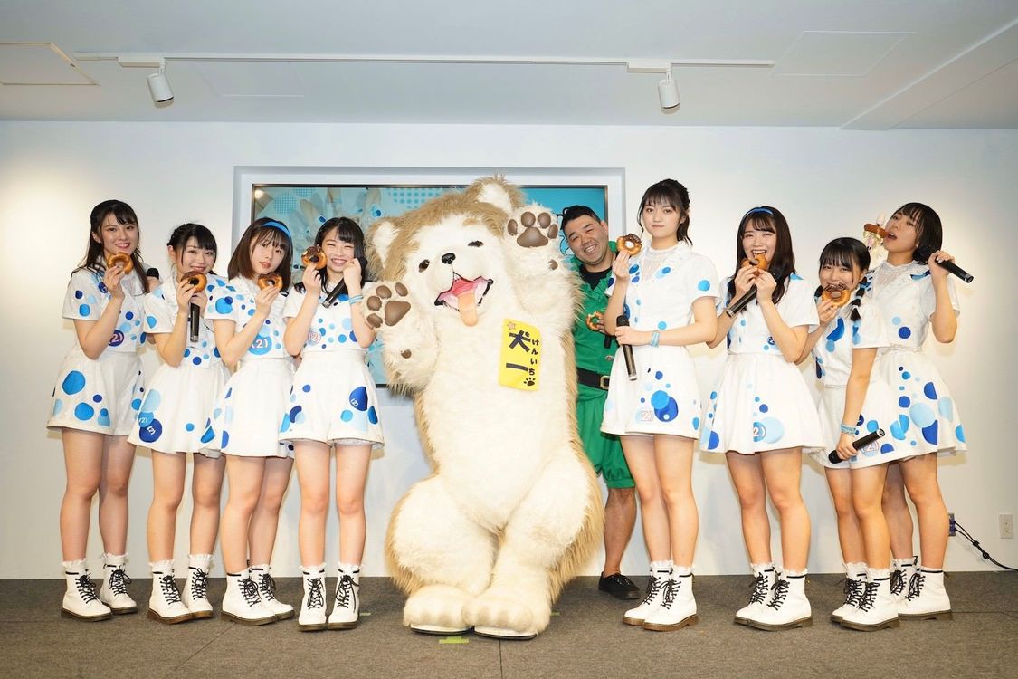 ＜「世界で一番かわいいアイドル/し・て・る・も・ん」リリース記念イベント＞新宿マルイメン8F屋内イベントスペース（2020年1月11日）