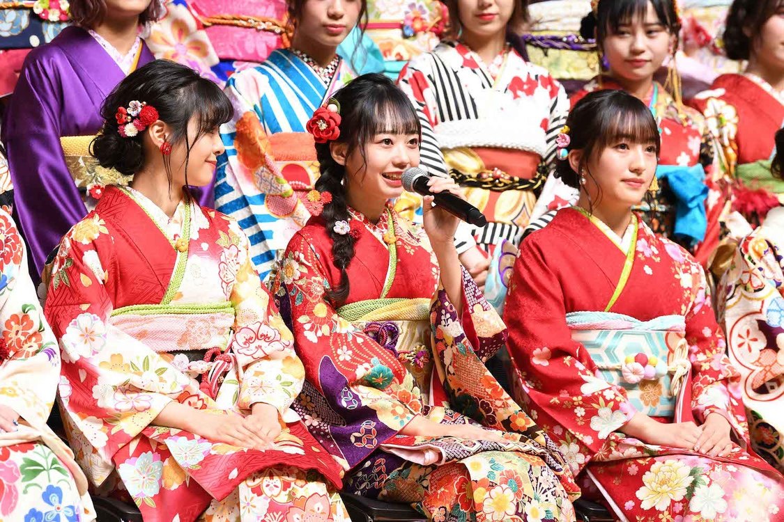 ＜AKB48 グループ成人式＞神田明神（2019年1月13日）／（C）AKS