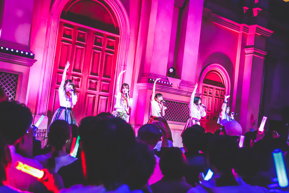 ＜神宿ニューアルバム『kamiyado complete best 2018-2019』発売記念イベント＞お台場ヴィーナスフォート教会広場（2020年1月17日）