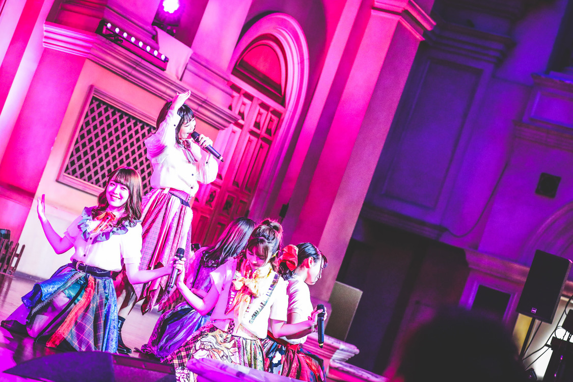 ＜神宿ニューアルバム『kamiyado complete best 2018-2019』発売記念イベント＞お台場ヴィーナスフォート教会広場（2020年1月17日）